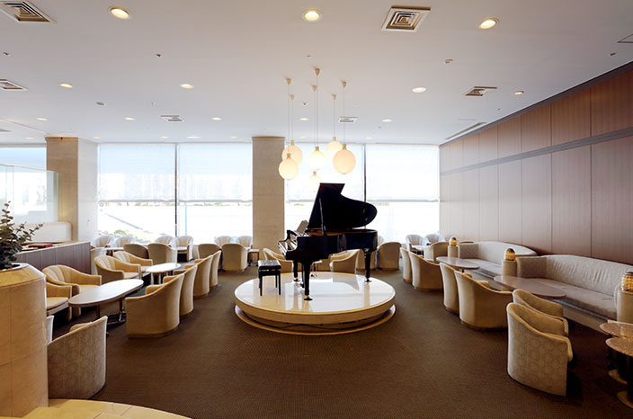 サロン ドゥ カフェ（パレスホテル大宮）店内の雰囲気